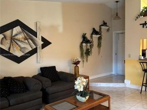 11248 SW 11th St, Pembroke Pines FL 33025
