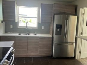 19300 NW 19th Ave, Miami Gardens FL 33056