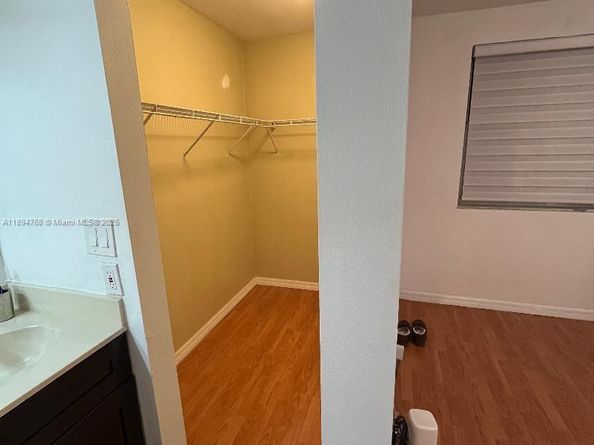 775 Crystal Lake Dr, Deerfield Beach FL 33064