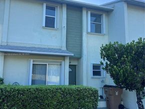 775 Crystal Lake Dr, Deerfield Beach FL 33064