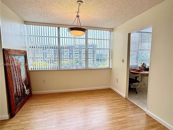 1100 Saint Charles Pl 411, Pembroke Pines FL 33026