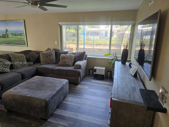 5812 NW 20th Ct, Margate FL 33063