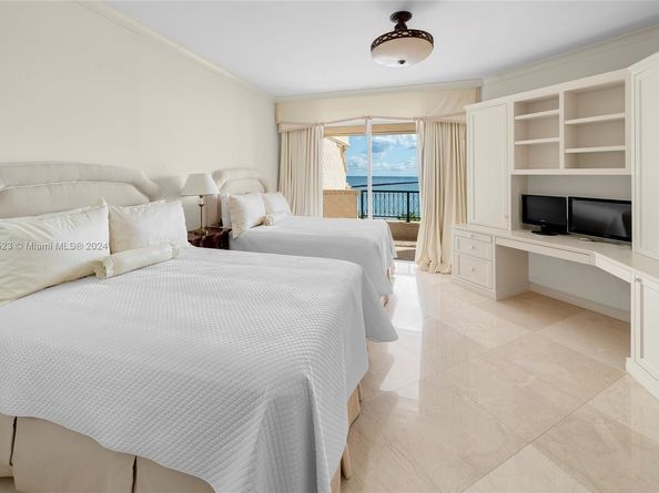 7433 Fisher Island Dr 7433, Miami Beach FL 33109