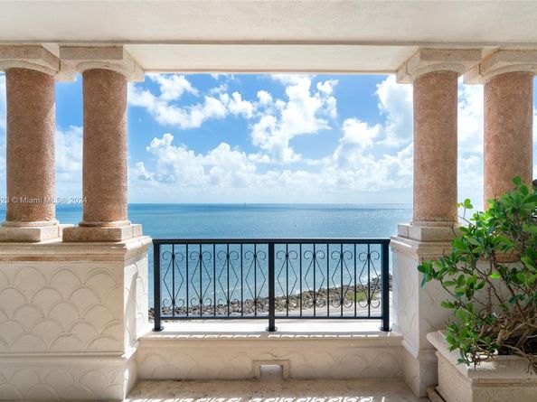7433 Fisher Island Dr 7433, Miami Beach FL 33109