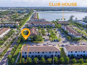 561 NE 208th Ter 561, Miami FL 33179
