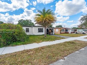 5844 Garfield St, Hollywood FL 33021