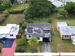 5844 Garfield St, Hollywood FL 33021