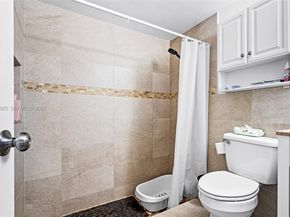 5844 Garfield St, Hollywood FL 33021