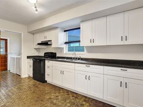 4987 SW 25th Ave, Dania Beach FL 33312