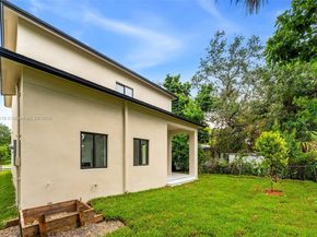 5318 NW 7 ct, Miami FL 33127