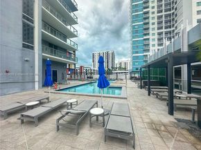 1010 SW 2nd Ave 601, Miami FL 33130