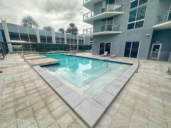 1010 SW 2nd Ave 601, Miami FL 33130