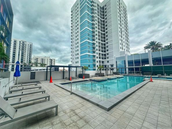 1010 SW 2nd Ave 601, Miami FL 33130