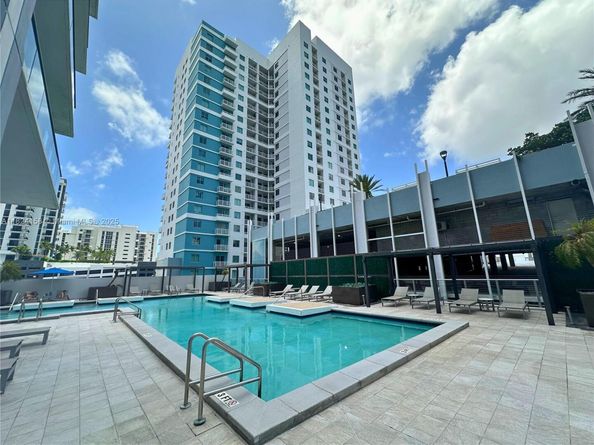 1010 SW 2nd Ave 601, Miami FL 33130