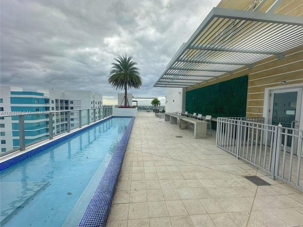 1010 SW 2nd Ave 601, Miami FL 33130