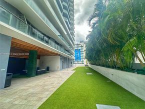 1010 SW 2nd Ave 601, Miami FL 33130