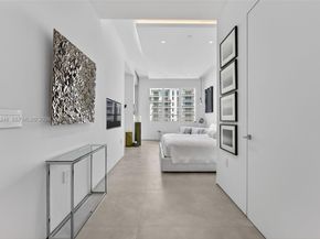 801 Brickell Key Blvd PH3306, Miami FL 33131