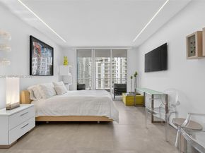 801 Brickell Key Blvd PH3306, Miami FL 33131