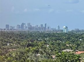 600 Three Islands Blvd 1102, Hallandale Beach FL 33009