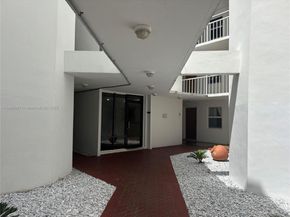 1075 93rd St 106, Bay Harbor Islands FL 33154