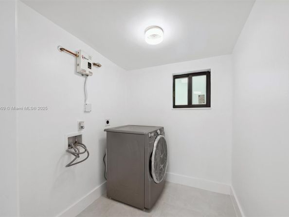 326 SW 20th Rd, Miami FL 33129