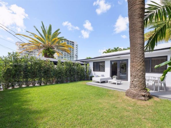 326 SW 20th Rd, Miami FL 33129