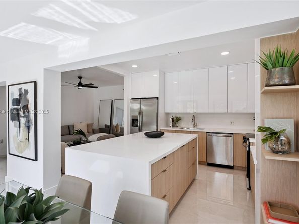 326 SW 20th Rd, Miami FL 33129