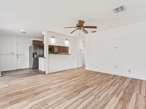 6073 NW 27th St, Margate FL 33063