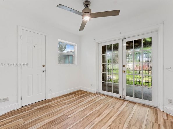6073 NW 27th St, Margate FL 33063
