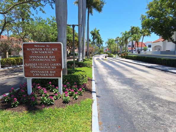Undisclosed Address #A11790118, Aventura FL 33180