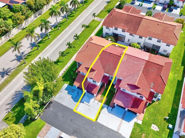 20717 SW 81st Pl, Cutler Bay FL 33189