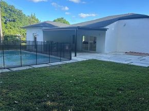 651 NE 172nd St, Miami FL 33162