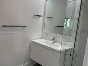 651 NE 172nd St, Miami FL 33162