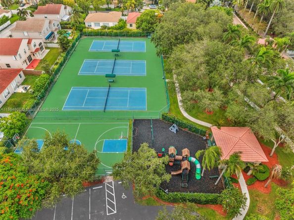 3388 SW 49th St, Hollywood FL 33312