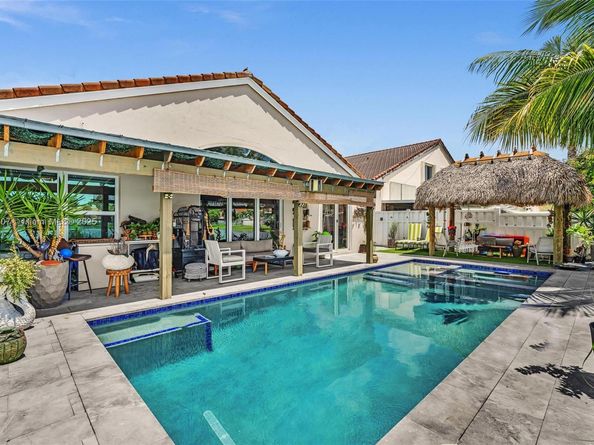 3388 SW 49th St, Hollywood FL 33312