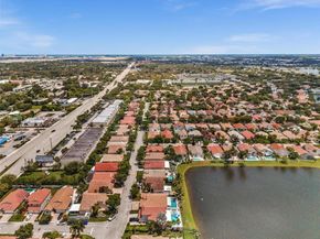 3388 SW 49th St, Hollywood FL 33312