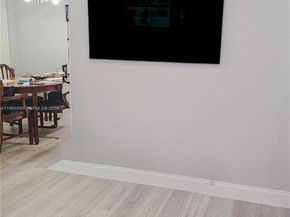 3800 SW 102nd Ave 221, Miami FL 33165