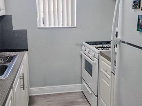 3800 SW 102nd Ave 221, Miami FL 33165