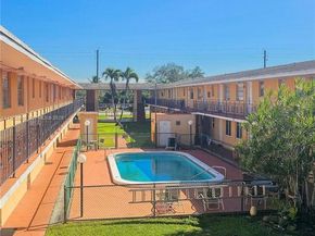 3800 SW 102nd Ave 221, Miami FL 33165