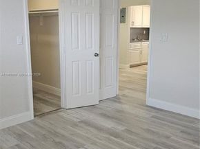 3800 SW 102nd Ave 221, Miami FL 33165