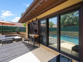 1030 NE 202nd Ter, Miami FL 33179