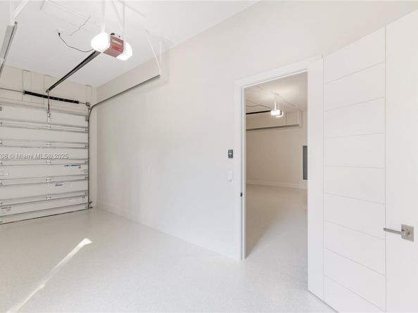 226 Bears Club Dr, Jupiter FL 33477