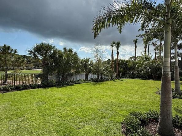 226 Bears Club Dr, Jupiter FL 33477