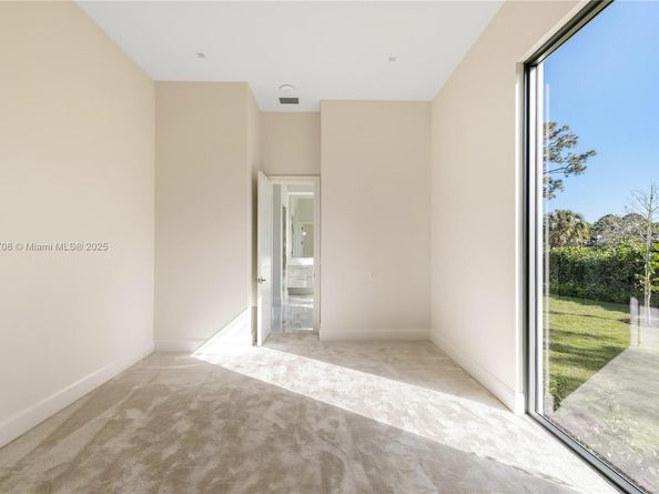 226 Bears Club Dr, Jupiter FL 33477