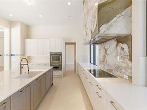 226 Bears Club Dr, Jupiter FL 33477
