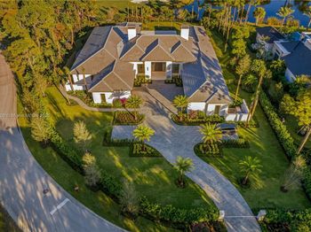 226 Bears Club Dr