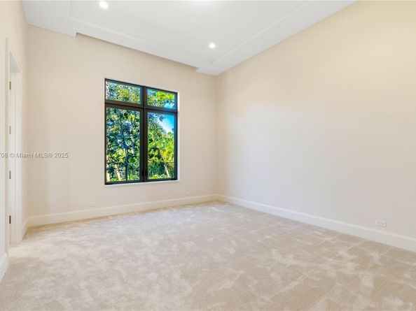 226 Bears Club Dr, Jupiter FL 33477