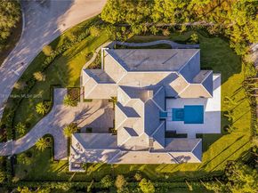 226 Bears Club Dr, Jupiter FL 33477
