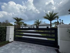 226 Bears Club Dr, Jupiter FL 33477