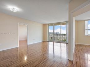 19501 W Country Club Dr 912, Aventura FL 33180